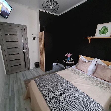 Halal-Apartamenty Рядом Трц Megaalma-Ata Exterior photo